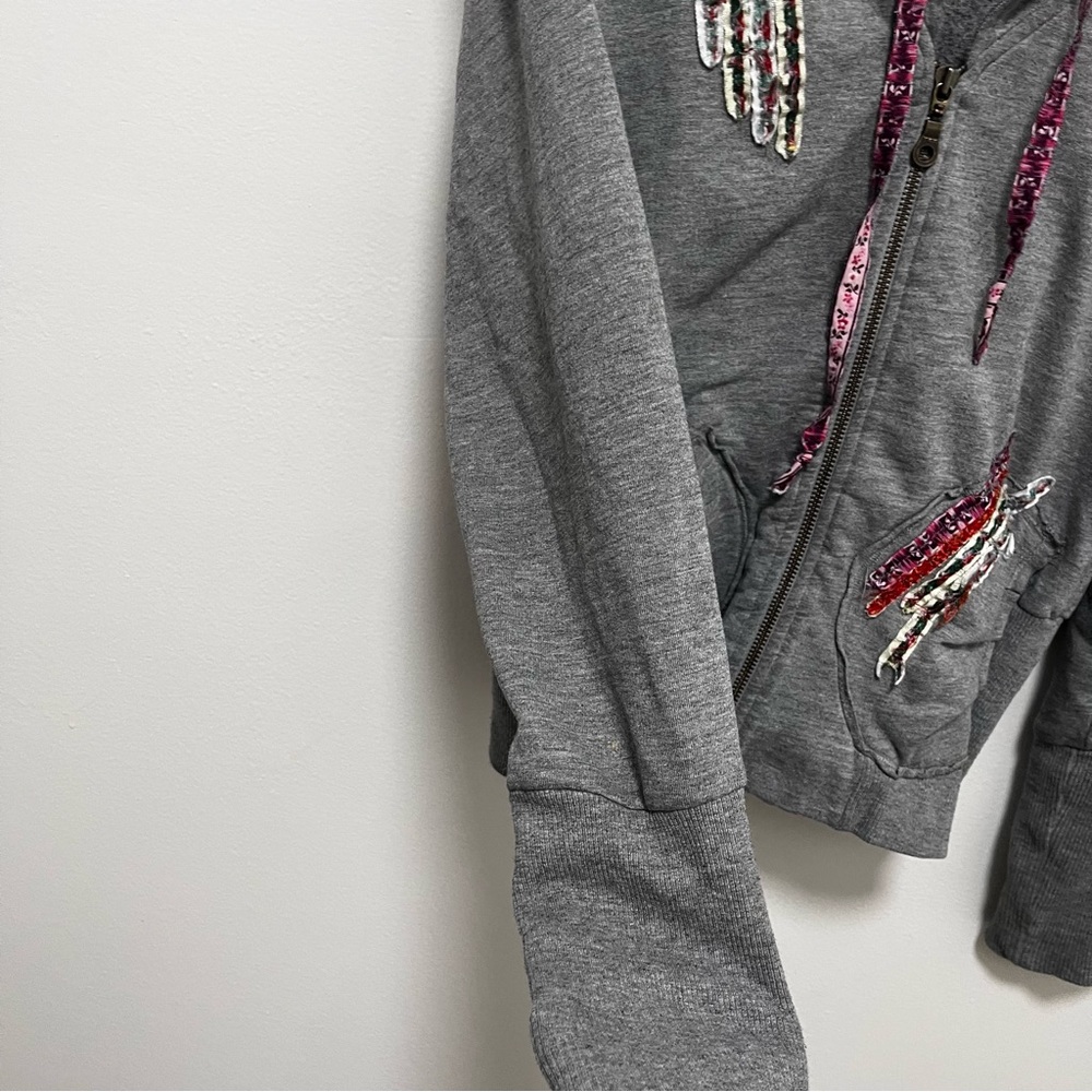 FREE PEOPLE Patchwork Ribbon Fitted Hoodie size Large (fits more like a medium) - Picture 11 of 15